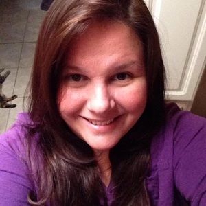 Meet your Posher, Keri